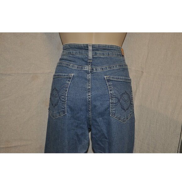 Levi Signature womens blue jeans modern boot cut size 14M (8K) - Picture 5 of 10